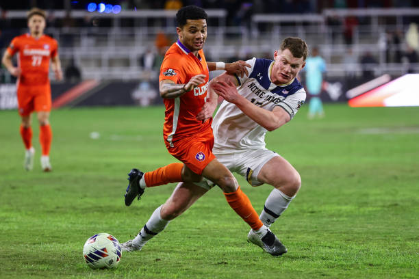 赛场的硬朗 赛场的硬朗