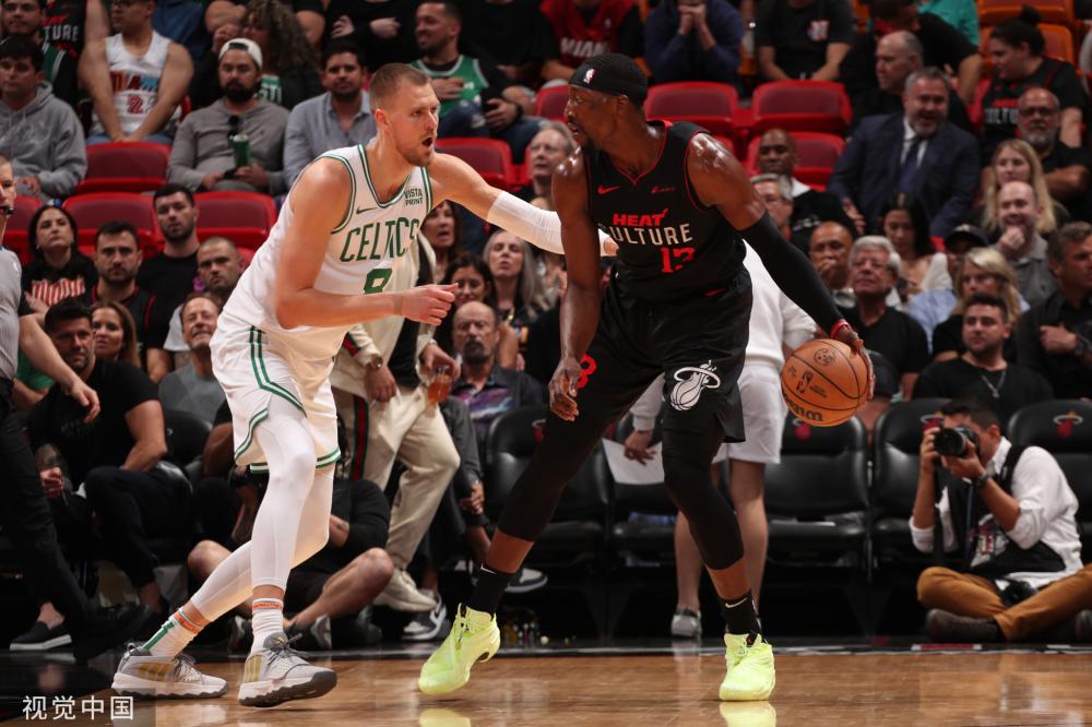 够在季后赛 够在季后赛