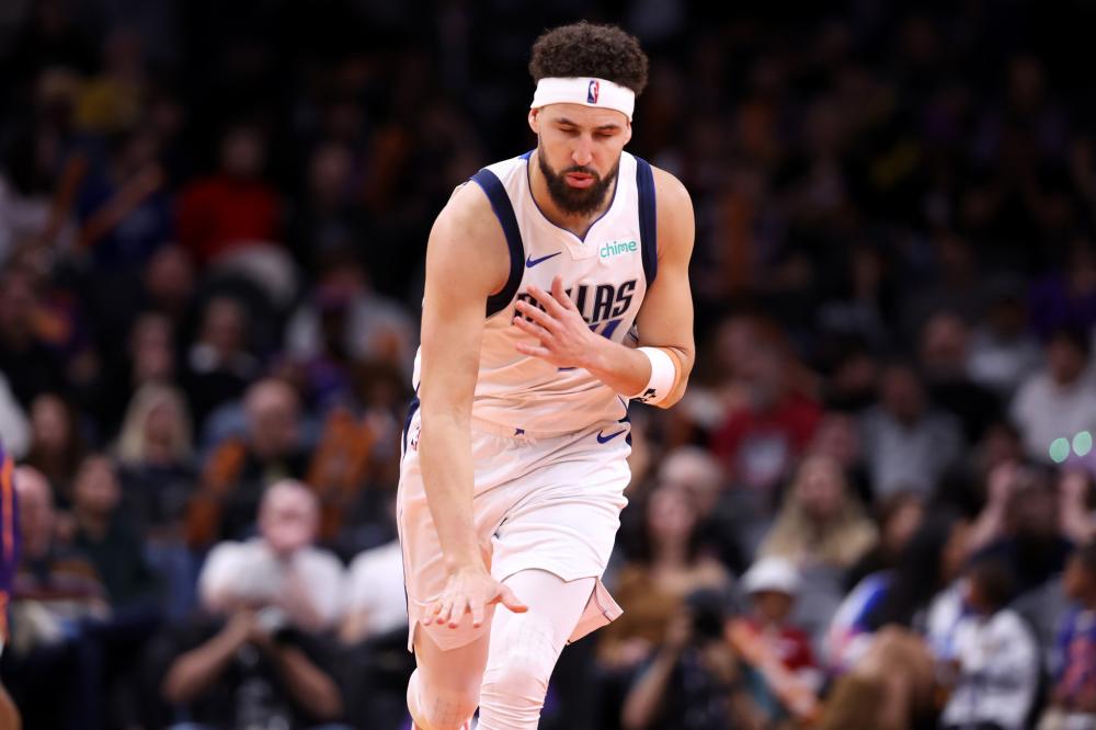 对记者时保 对记者时保